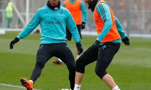 Ronaldo hưng phấn sau khi đánh bại PSG