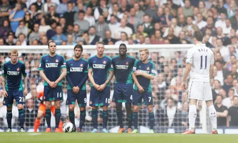 10 pha sút phạt thành bàn đẳng cấp của Gareth Bale