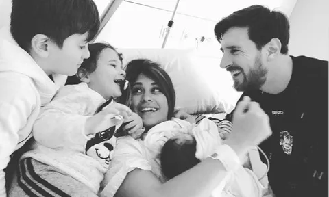 Lionel Messi: Sau ánh hào quang, là người đi xây tổ ấm