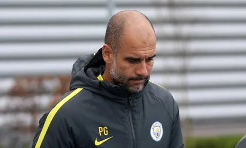 Chùm ảnh: Pep Guardiola trầm ngâm trước trận đại chiến với Arsenal