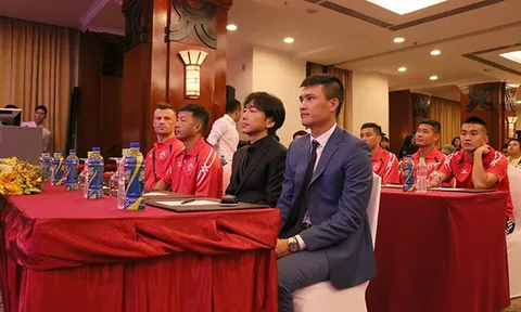 CLB TPHCM xây mộng: Không số 1, không phải Công Vinh!