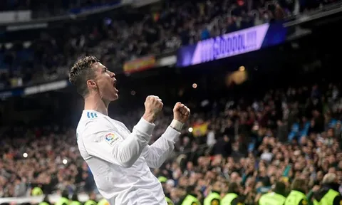 Tháng năm rực rỡ của Cristiano Ronaldo