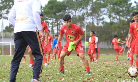 Công Phượng được chăm sóc đặc biệt trước trận gặp Hải Phòng