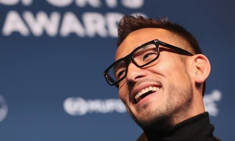 Đồng đội cũ không tin Totti có thể quản lý AS Roma