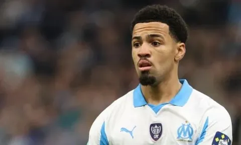Arteta ủng hộ quyết định trừng phạt Nwaneri tại Marseille