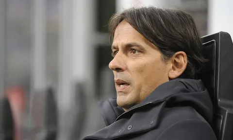 Thua oan ức, Inzaghi đá đểu Cutrone