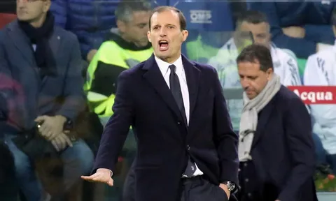 HLV Juventus nói gì khi bị gọi là 'vô địch thiên vị'?