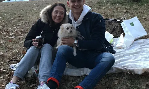 Bỏ mặc tin đồn tương lai, Dybala về làm con ngoan