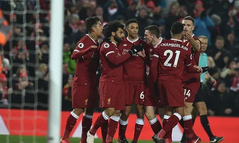 Dồn ép nghẹt thở, Liverpool bắn hạ Chích chòe trên sân nhà
