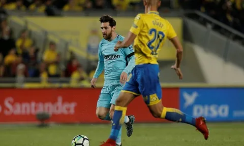 Chia điểm nhạt nhòa, khoảng cách giữa Barca với Atletico chỉ còn 5 điểm