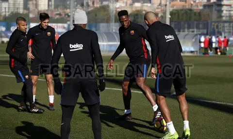 Sau thất bại, Valverde "xua" quân ra tập luyện