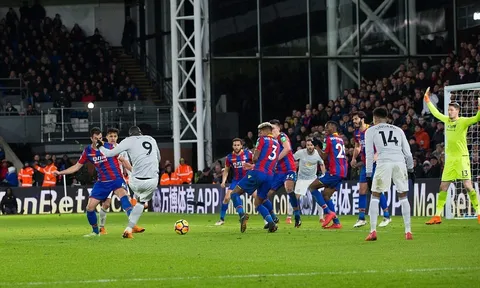 5 điểm nhấn Crystal Palace 2-3 Man Utd: Rượt đuổi điên rồ