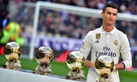 5 điểm nhấn Real Madrid 5-0 Granada: Vinh danh Cristiano Ronaldo