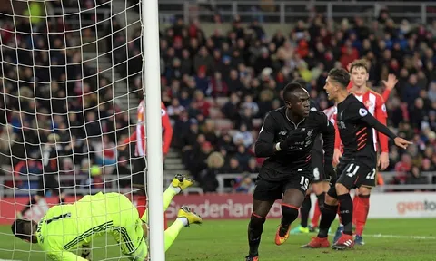 5 điểm nhấn Sunderland 2-2 Liverpool: Khoảng cách mong manh giữa người hùng và tội đồ