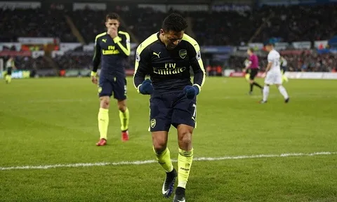 5 điểm nhấn Swansea 0-4 Arsenal: Vừa thắng vừa lo