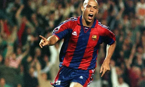 Barca và thất bại trong việc tái hợp với Ronaldo