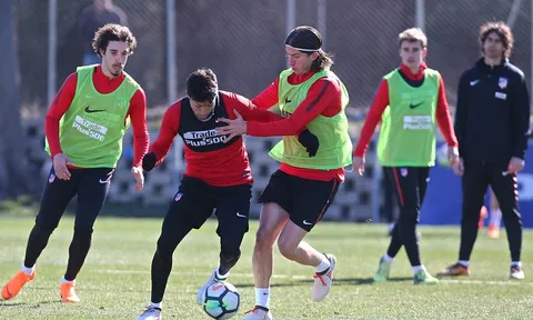 Simeone cật lực hướng dẫn các học trò trước đại chiến với Sevilla