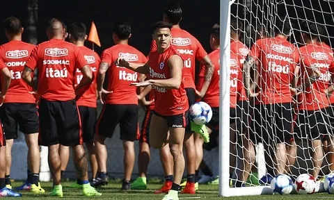 Không khí u ám bao trùm buổi tập của Sanchez và đồng đội