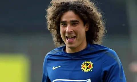 Ai còn nhớ 'người nhện' Guillermo Ochoa?