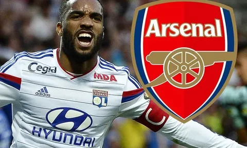 Alexandre Lacazette - Cái tên được Arsenal nhắm đến