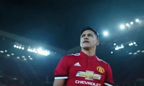 Alexis Sanchez ra mắt cực ngầu tại Man Utd