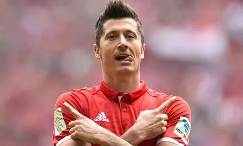 Ancelotti: "Lewandowski lập hat-trick là quá bình thường"
