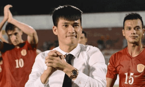 Quyền chủ tịch Công Vinh nói gì về chiến tích của đàn em?