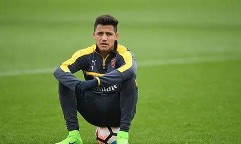 Chùm ảnh: Sanchez trầm ngâm, Oezil quyết tâm cao độ trước Tứ kết FA Cup