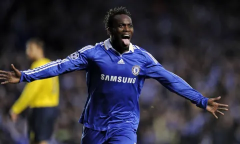 Bàn thắng kinh điển: Michael Essien vs Arsenal