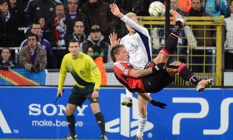 Bàn thắng kinh điển: Philippe Mexes vs Anderlecht