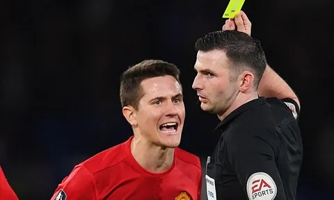 Bản tin BongDa ngày 14-03 | Michael Oliver "gián tiếp" loại M.U