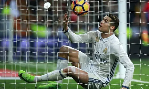 Bản tin BongDa ngày 2-3 | CR7 "cân team" vẫn không đủ để cắt đuôi Barca