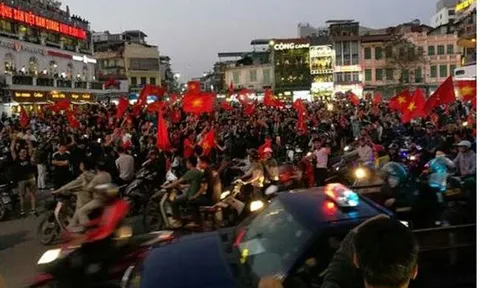 Báo Hàn Quốc chê đội nhà, phát thèm với thầy Park và U23 Việt Nam