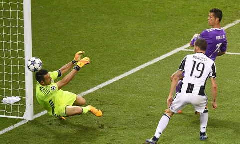 Báo Italy: Ronaldo, lại là anh?