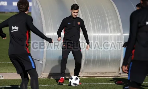 Barcelona cật lực trên sân tập, lật đổ Real chỉ là thời gian