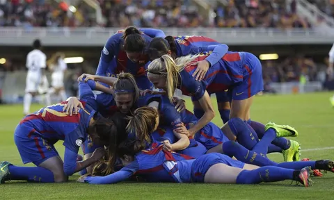 Barcelona và ngưỡng cửa lịch sử: Đoạt 3 Champions League trong 1 năm
