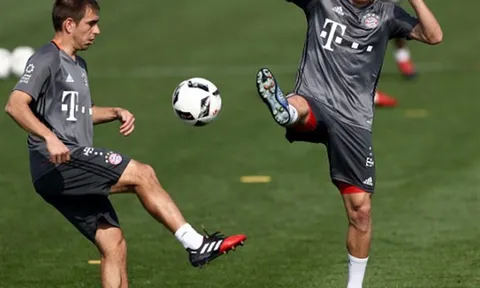 Bayern đá tập máu lửa như thật tại Doha