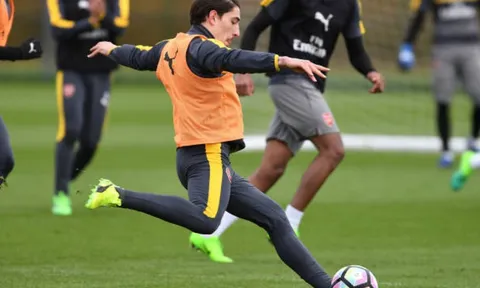 Bellerin đang dần trở thành phiên bản của Bale tại Arsenal