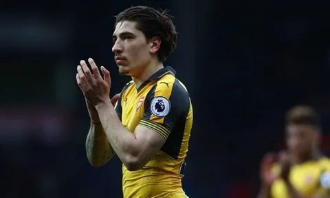 Bellerin đang 'xiêu lòng' trước Barcelona