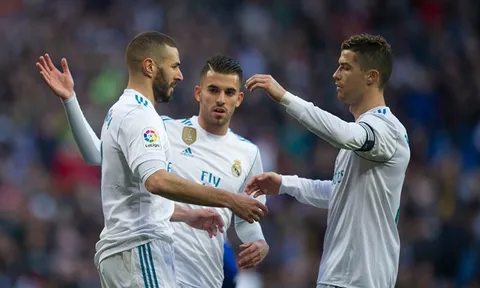 Nhường penalty cho Benzema giúp Ronaldo nâng tầm