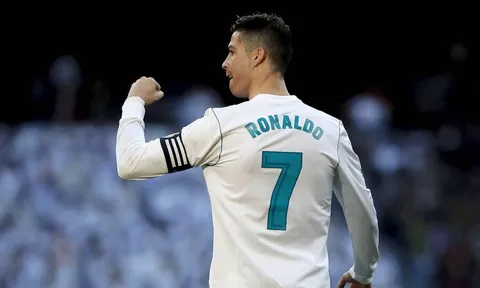 Zidane giúp Ronaldo càng về cuối càng sung