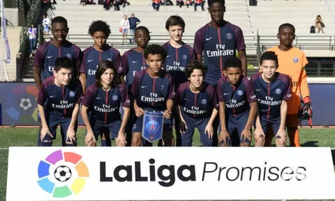 Sao mai 12 tuổi của PSG khiến đối thủ tá hỏa vì thân hình quá khổ