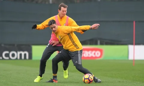 Bỏ chiến thuật, sao Juventus tập trung luyện đấu tay đôi
