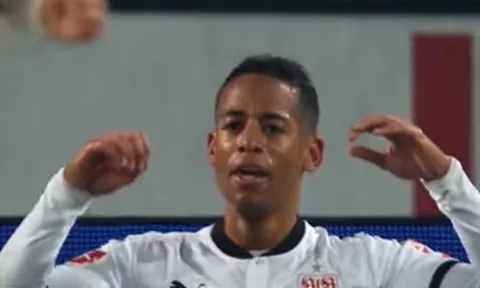 Các pha bóng hỏng ăn 'trời ơi' tại Bundesliga mùa này