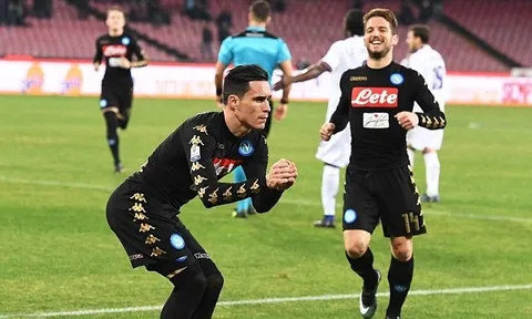 Callejon lập công, Napoli nhọc nhằn bước vào vòng bán kết
