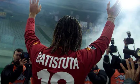 Cảm xúc của Batistuta khi ghi bàn vào lưới đội bóng cũ Fiorentina