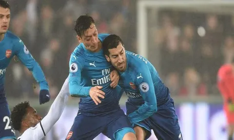 Cận cảnh màn ra mắt Arsenal thảm họa của Henrikh Mkhitaryan
