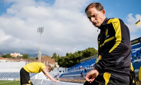 Cận cảnh một ngày 'cày' thể lực của Dortmund