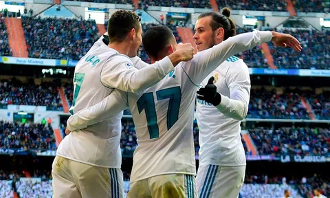 Cận cảnh nghĩa cử cao đẹp của Ronaldo
