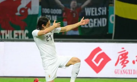 Cavani lại ghi bàn, Uruguay đăng quang trên đất Trung Quốc